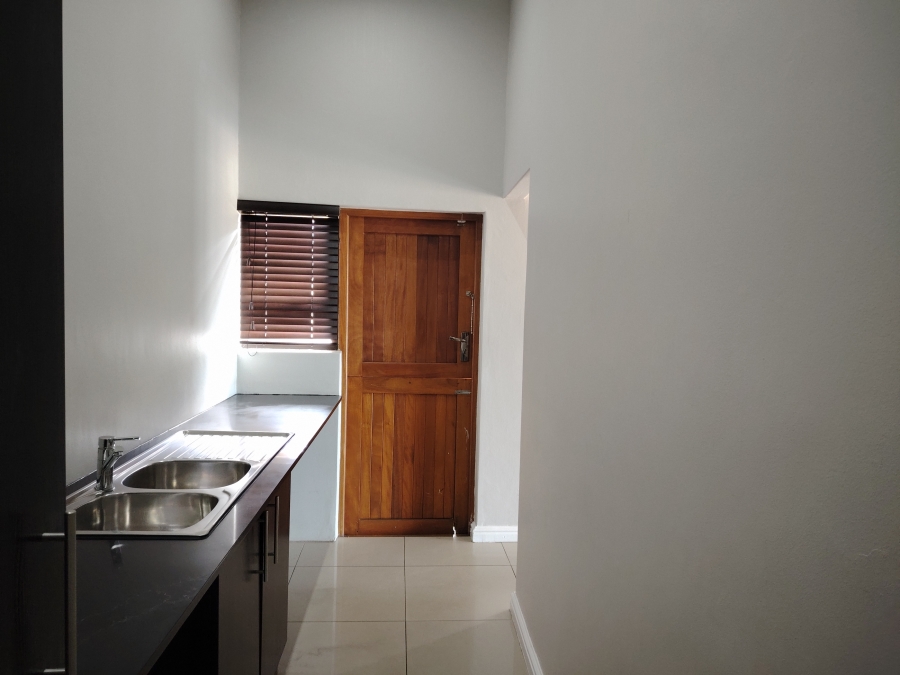 To Let 3 Bedroom Property for Rent in Jakarandas Western Cape